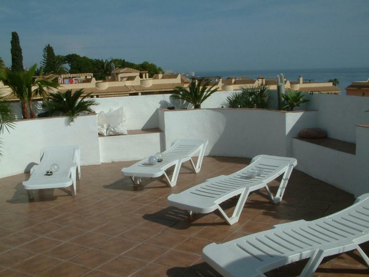 شقة Penthouse With Private Roof Terrace And Jacuzzi فوينخيرولا المظهر الخارجي الصورة